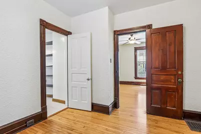 1660 N Marshall St #1, Milwaukee, WI 53202 - Photo 27