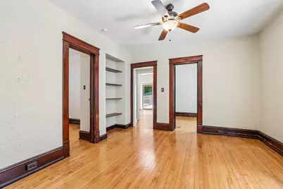 1660 N Marshall St #1, Milwaukee, WI 53202 - Photo 9