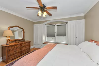 2009 N Prospect Ave #20, Milwaukee, WI 53202 - Photo 25
