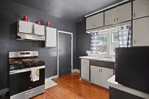 3806 Washington Ave, Racine, WI 53405 - Photo 7