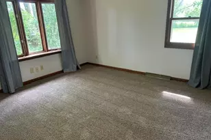 637 200th Ave, Paris, WI 53182 - Photo 5