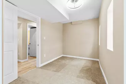 1637  Maple St, South Milwaukee, WI 53172 - Photo 11