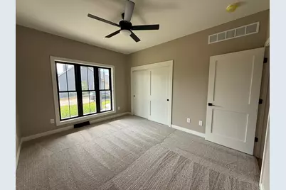 W208N16278  Renee Way, Jackson, WI 53037 - Photo 15