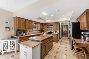 12785 W Bobwood Rd, New Berlin, WI 53151 - Photo 9