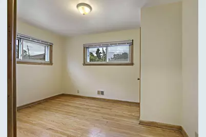 6823 W Wedgewood Dr, Milwaukee, WI 53220 - Photo 15