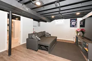 6476 N 84th St, Milwaukee, WI 53224 - Photo 21