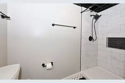 6476 N 84th St, Milwaukee, WI 53224 - Photo 25