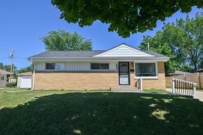 6476 N 84th St, Milwaukee, WI 53224 - Photo 3