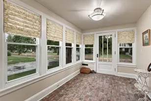 520 W Wisconsin Ave, Oconomowoc, WI 53066 - Photo 9