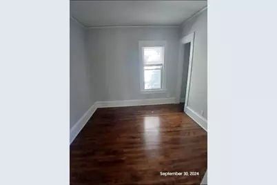 4430 W Meinecke Ave, Milwaukee, WI 53210 - Photo 9