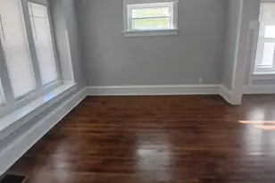 4430 W Meinecke Ave, Milwaukee, WI 53210 - Photo 11