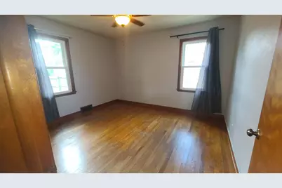 3434  1st Ave, Racine, WI 53402 - Photo 7