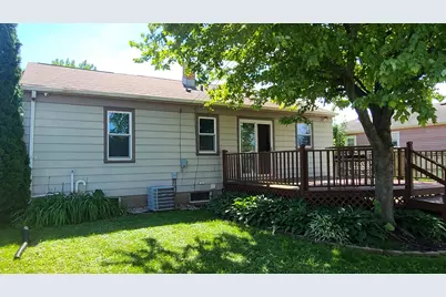 3434  1st Ave, Racine, WI 53402 - Photo 11
