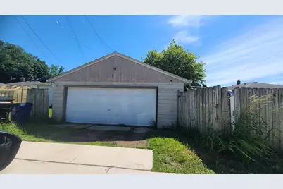 3434  1st Ave, Racine, WI 53402 - Photo 13