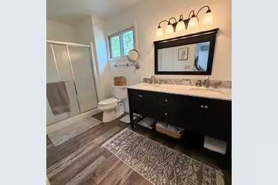 N2436  Shore View Dr, Lake Geneva, WI 53147 - Photo 31