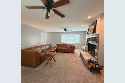 N2436  Shore View Dr, Lake Geneva, WI 53147 - Photo 25