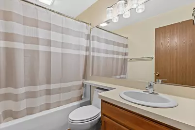 6755  Mariner Dr #7, Racine, WI 53406 - Photo 17
