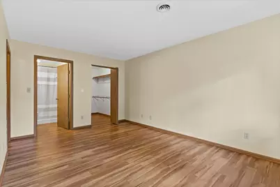 6755  Mariner Dr #7, Racine, WI 53406 - Photo 11