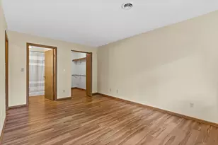6755 Mariner Dr, Racine, WI 53406 - Photo 11