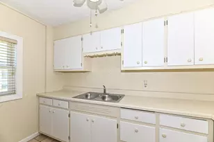 3409 S 20th St, Milwaukee, WI 53215 - Photo 13