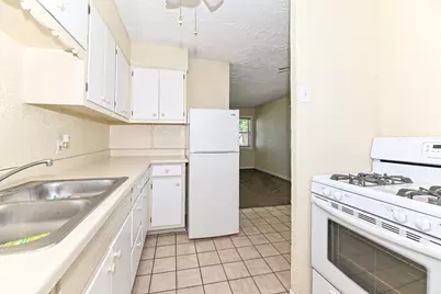 3409 S 20th St, Milwaukee, WI 53215 - Photo 15