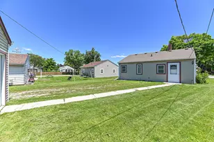 3409 S 20th St, Milwaukee, WI 53215 - Photo 27