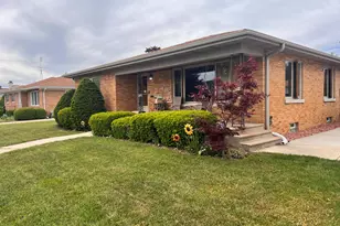 2112 26th St, Kenosha, WI 53140 - Photo 1