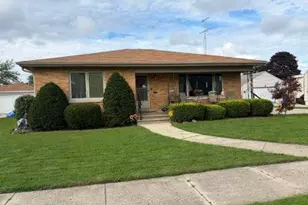 2112 26th St, Kenosha, WI 53140 - Photo 1