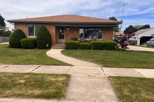 2112 26th St, Kenosha, WI 53140 - Photo 1
