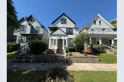 1537 E Irving Pl, Milwaukee, WI 53202 - Photo 1