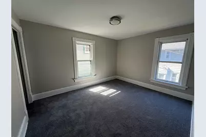 1537 E Irving Pl, Milwaukee, WI 53202 - Photo 11