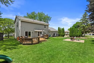 1028 S Imperial Dr, Hartland, WI 53029 - Photo 41