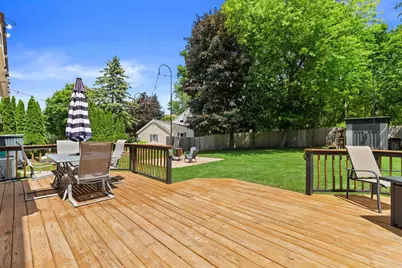 1028 S Imperial Dr, Hartland, WI 53029 - Photo 39