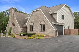 515 Pebble Creek Pass, Wales, WI 53183 - Photo 17