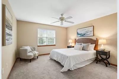 W241N5694  Birchwood Ln, Sussex, WI 53089 - Photo 19