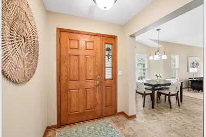 W241N5694  Birchwood Ln, Sussex, WI 53089 - Photo 5
