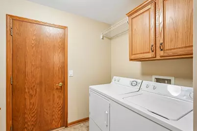 W241N5694  Birchwood Ln, Sussex, WI 53089 - Photo 27