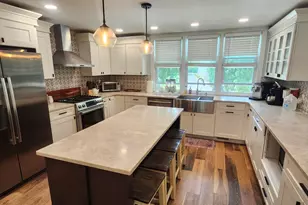 238 Castle Terrace, Fontana, WI 53125 - Photo 3