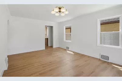 3040 N 76 St, Milwaukee, WI 53210 - Photo 5