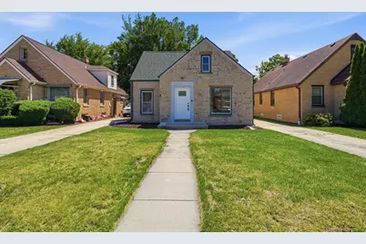 3040 N 76 St, Milwaukee, WI 53210 - Photo 1