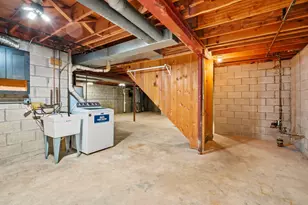 3971 S 118th St, Greenfield, WI 53228 - Photo 41