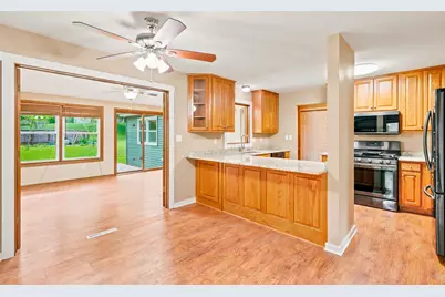 3971 S 118th St, Greenfield, WI 53228 - Photo 11