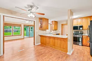 3971 S 118th St, Greenfield, WI 53228 - Photo 11