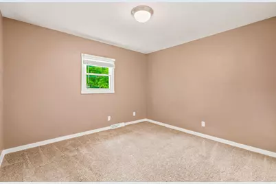 3971 S 118th St, Greenfield, WI 53228 - Photo 39