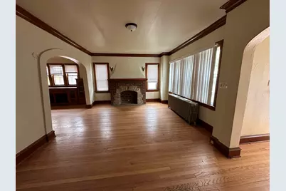 6221 W Thurston Ct #6221A/6221B, Milwaukee, WI 53218 - Photo 3