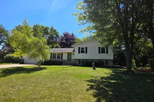 N50W14473 Fairmount Ave, Menomonee Falls, WI 53051 - Photo 1