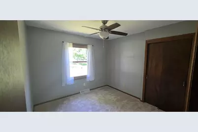 N50W14473  Fairmount Ave, Menomonee Falls, WI 53051 - Photo 11