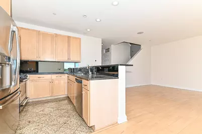 1920 N Farwell Ave #404, Milwaukee, WI 53202 - Photo 11