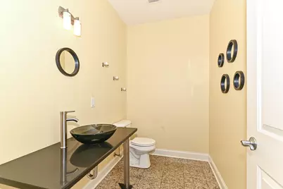 1920 N Farwell Ave #404, Milwaukee, WI 53202 - Photo 17