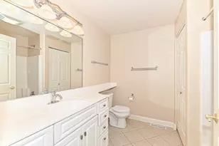 1920 N Farwell Ave, Milwaukee, WI 53202 - Photo 29